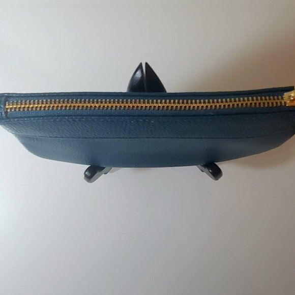 Nanette Lepore Zip Wristlet - NWOT Green with Gold Zipper and Hardware - Picture 5 of 11